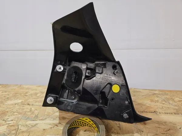 TESLA 3 III LIFT Y MY 20-VÄNSTER BAK LED LAMPA 1502086-00-D image 2