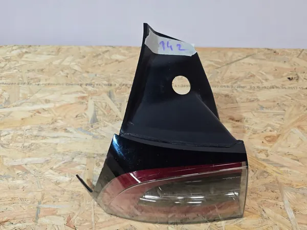 TESLA 3 III LIFT Y MY 20-VÄNSTER BAK LED LAMPA 1502086-00-D image 5