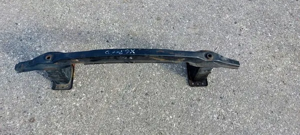 Etupuskuri BMW X5 E70 image 2