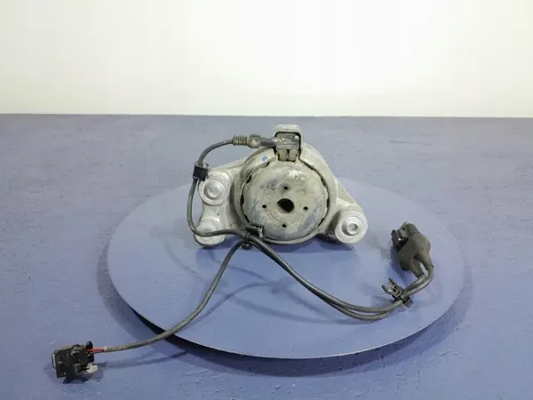 OEM Lochow-300471-01 Moottorin oikea tuki Mercedes AMG GT image 3