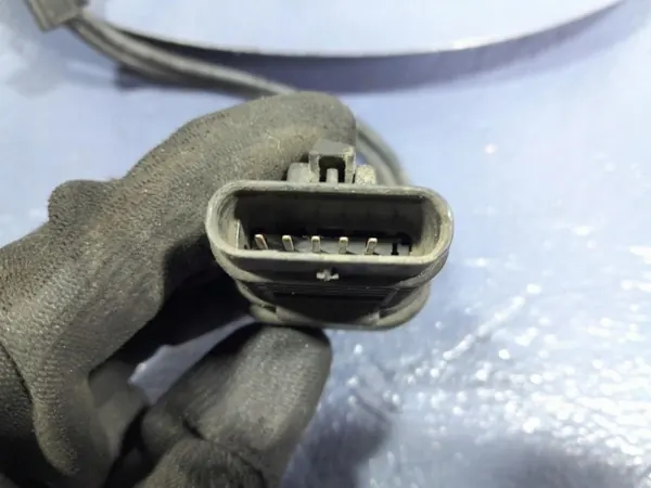 OEM Lochow-300471-01 Moottorin oikea tuki Mercedes AMG GT image 4