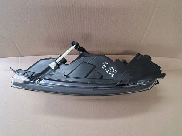 Lâmpada Halógena Esquerda SKODA RAPID 12-17 image 3