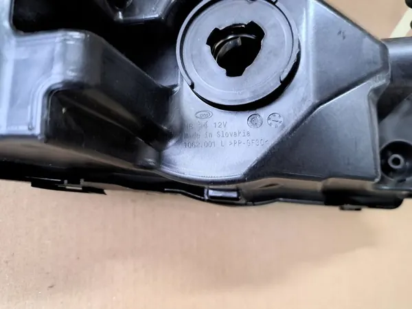 Lâmpada Halógena Esquerda SKODA RAPID 12-17 image 6