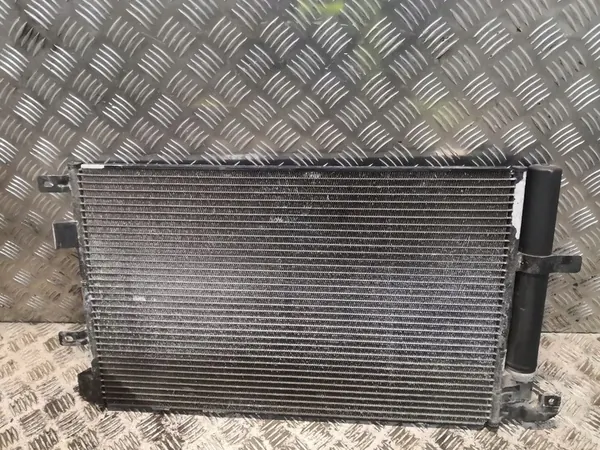 Jaguar XF X250 Kylmäainekondensaattori / A/C C2Z9461 image 4