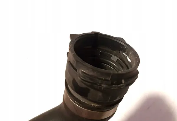 2011 Volvo XC90 Turboahtimen vesiputki 31319441 image 7