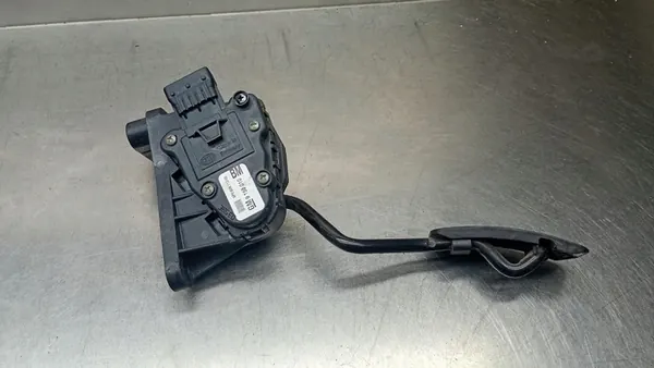 Gaspotentiometer Opel Astra H GTC 1.9 CDTI OEM 9158010 image 2