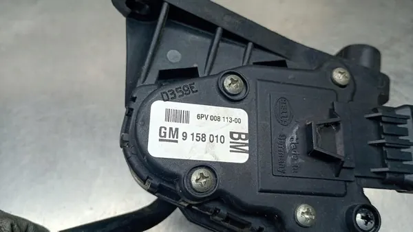 Gaspotentiometer Opel Astra H GTC 1.9 CDTI OEM 9158010 image 5