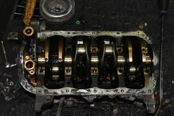 Motorblock Nedre Del OEM 55211741 Lancia Musa 1.4 8V image 8
