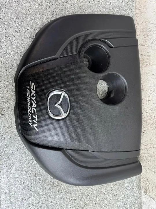 Moottorikansi Mazda 3 BM 2013-2017 OEM Käytetty Osa image 3