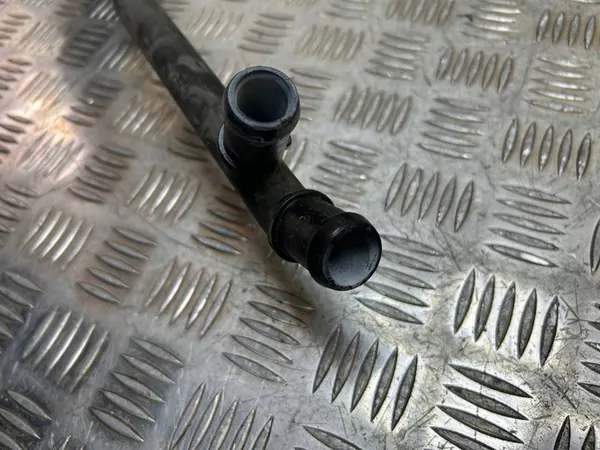 Jäähdytysnesteen Paluuletku BMW 5 F10 F11 2012 image 4