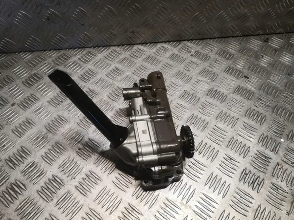 Bomba de aceite Mercedes-Benz OEM 2701800701 - Usada image 2
