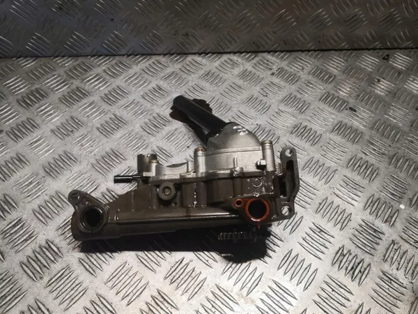Bomba de aceite Mercedes-Benz OEM 2701800701 - Usada image 3