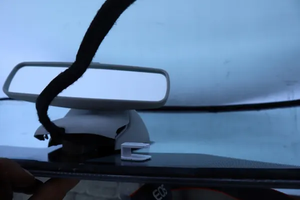 Para-brisas dianteiro Renault Megane IV OEM com sensor image 3