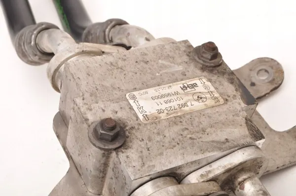 Termostato de aceite BMW 4 M4 F82 F80 3.0 OEM 7592723 image 8