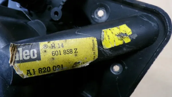 AUDI A4 B5 Ventilador de Aquecimento 601858Z image 7