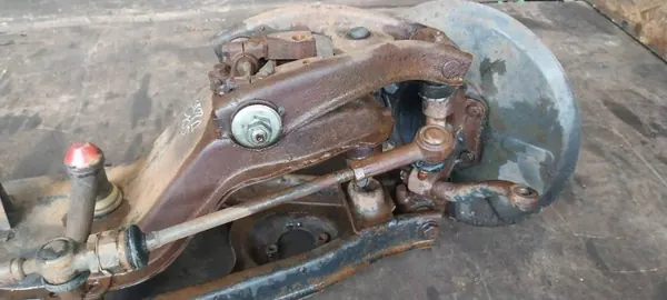OEM SANKI WÓZEK Suspension Avant Boîtier Direction Skoda 105 image 3