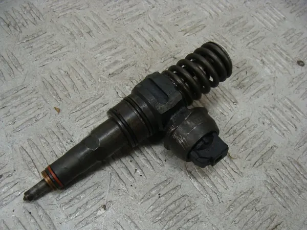 Inyector Combustible OEM 078130073AS para VW Audi Skoda Seat image 2