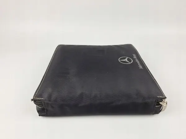 Rejilla de maletero Mercedes-Benz CLS OEM A2188900011 image 5