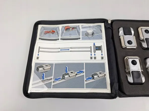 Rejilla de maletero Mercedes-Benz CLS OEM A2188900011 image 9