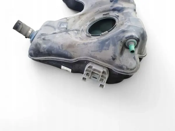BMW 3 F30 F35 F31 polttoainesäiliö OEM 7326890 image 4