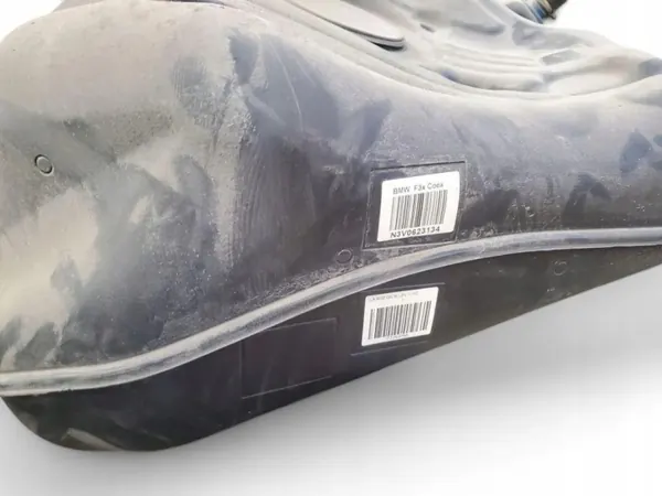BMW 3 F30 F35 F31 polttoainesäiliö OEM 7326890 image 5