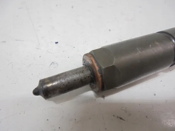 Hyundai Trajet 2.0 CRDi Injektor OE 3380027000 image 5
