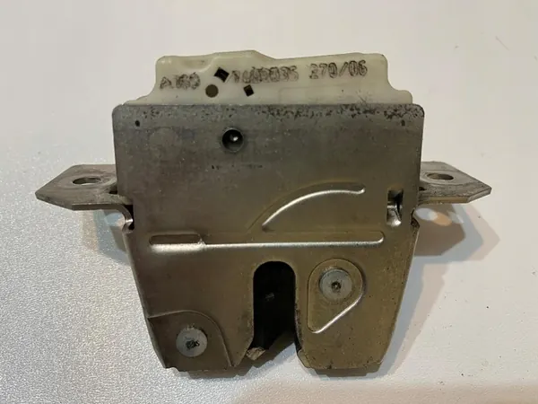 MERCEDES A-KLASS W169 BAGAGELOCK image 3