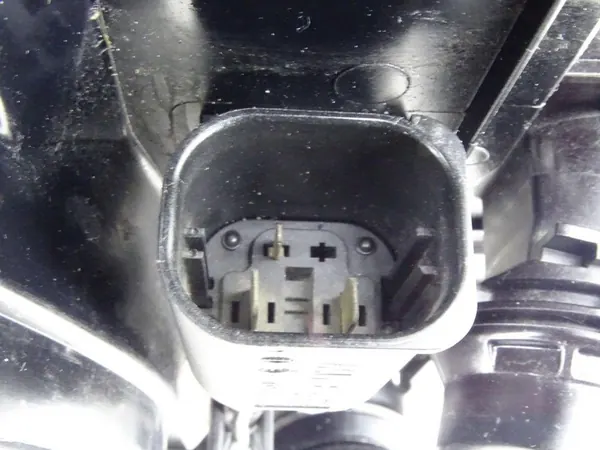 BMW 3 GT F34 325d 2.0 D Kylsats OEM 8507407 image 7