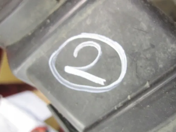 Farol Dianteiro Direito FIAT DOBLO II 2013 OEM 51818111 image 10