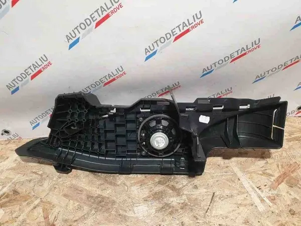 BMW 1-serie F20 Trimdelar 2012 image 2