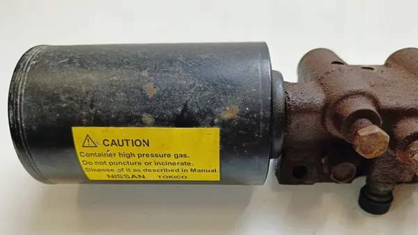 Infiniti QX80 luftfjädring reservoar OEM 52240-1LA0C image 4