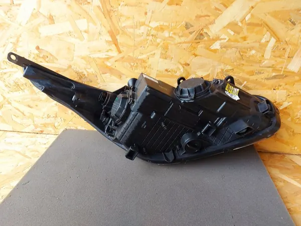 Faros Delantero Izquierdo Kia Ceed II 2012+ OEM 92101-A2020 image 4