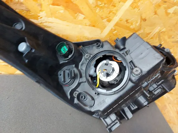 Faros Delantero Izquierdo Kia Ceed II 2012+ OEM 92101-A2020 image 6