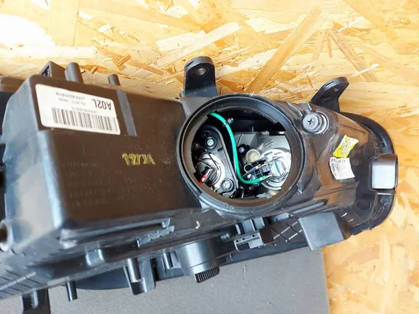 Faros Delantero Izquierdo Kia Ceed II 2012+ OEM 92101-A2020 image 7