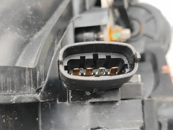 Colector de admisión Kia OEM 283102B630 Pro Ceed 1.6L image 7