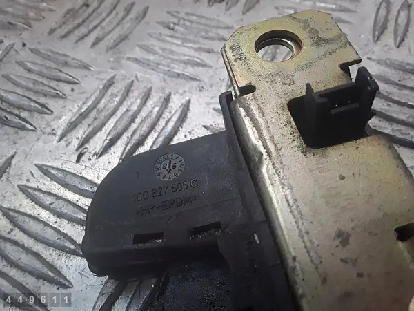 1998 VW Beetle Blokada 1c0827505c image 7