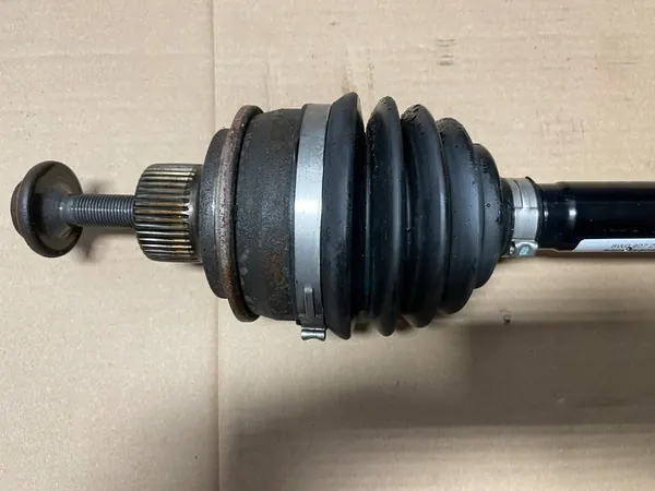 AUDI A4 B9 A5 Framskärmsaxel 8W0407271E image 3