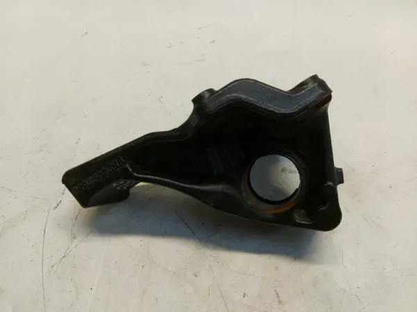 Peugeot 408 GT P54 Halvaxelfäste OEM 9824092680 image 3