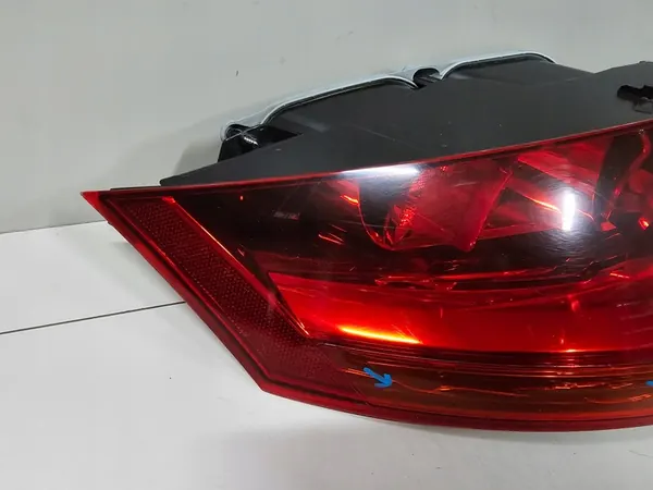 Luz Trasera Izquierda Audi TT 8J 8J0945095C image 6