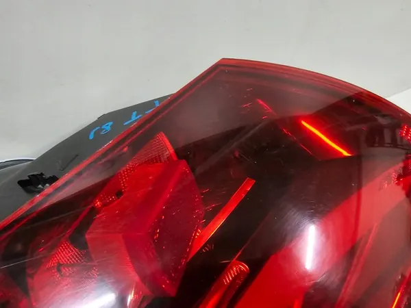 Luz Trasera Izquierda Audi TT 8J 8J0945095C image 8