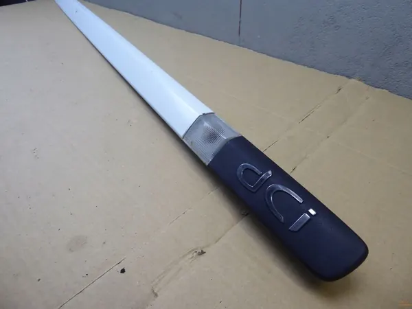 Right Front Door Trim Renault Clio III 05- image 2