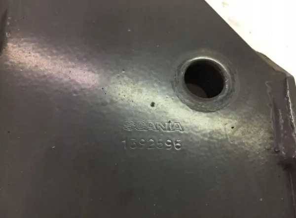 Support de châssis Scania OEM 1392596 - Pièce d'occasion image 3