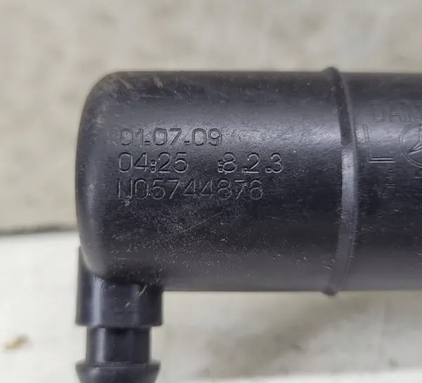 Buse de lave-phare Mercedes-Benz W212 OEM A2128600147 image 6