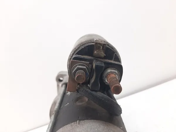 Motor de arranque Hyundai H-1 Starex 2002 M2T61071 image 2