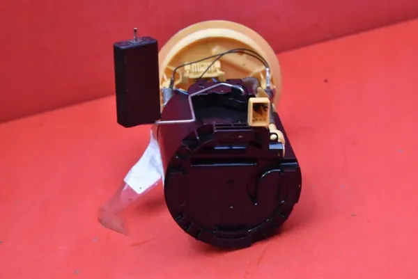 Bränslepump OEM 30792741-AA för Volvo S70 V70 2.4 D5 image 6