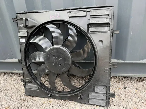 Mercedes Sprinter Lüftergehäuse OEM A9079065400 image 3