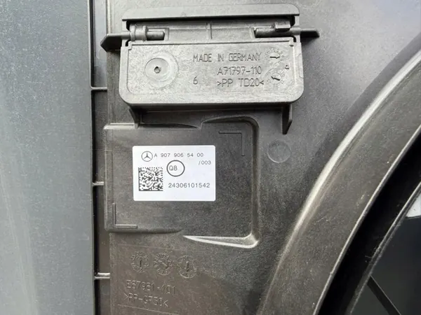 Mercedes Sprinter Lüftergehäuse OEM A9079065400 image 5