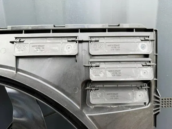 Mercedes Sprinter Lüftergehäuse OEM A9079065400 image 6