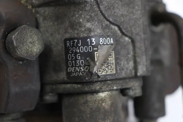 Mazda OE RF7J13800A High Pressure Pump image 4