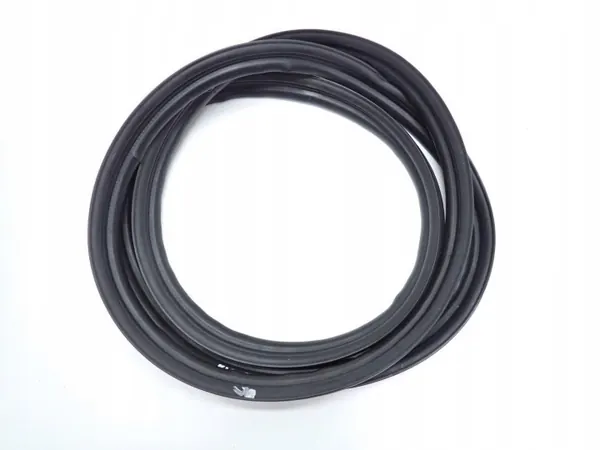 Mazda CX-3 Heckklappendichtung OEM 19R - Gebraucht image 2
